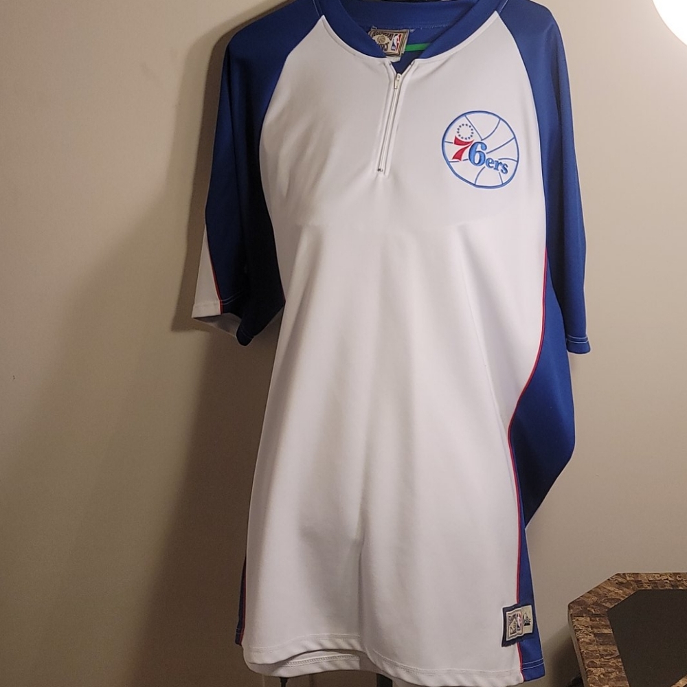 Vintage 76ers Jersey